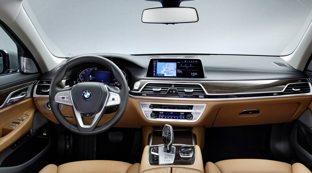 BMW-7-Series-interior-2024